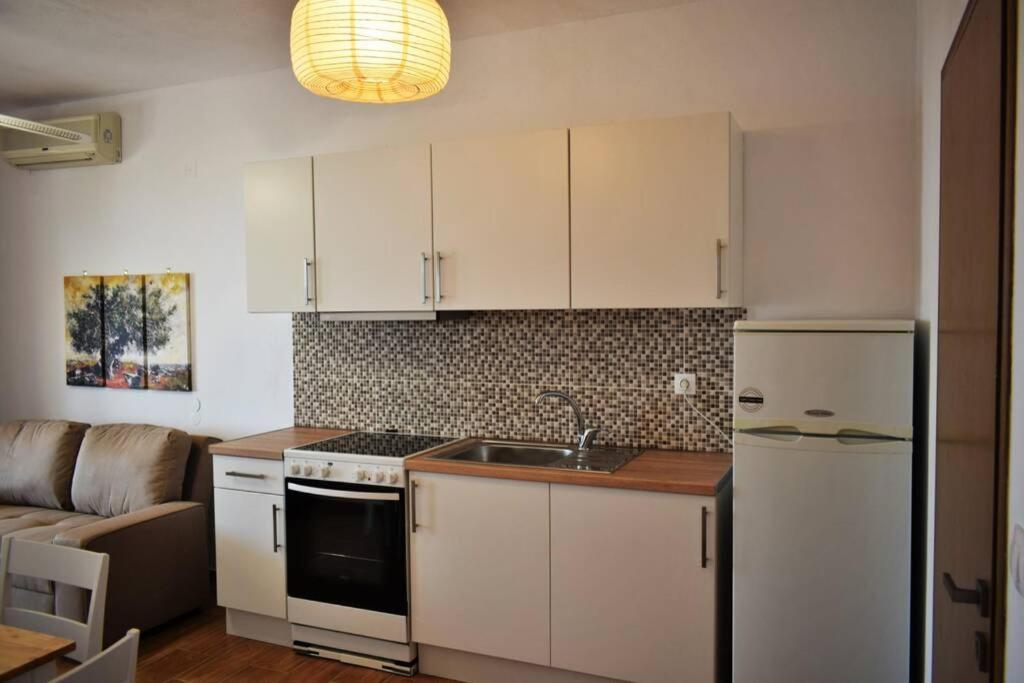 Meltemi Appartment Patitírion Eksteriør bilde